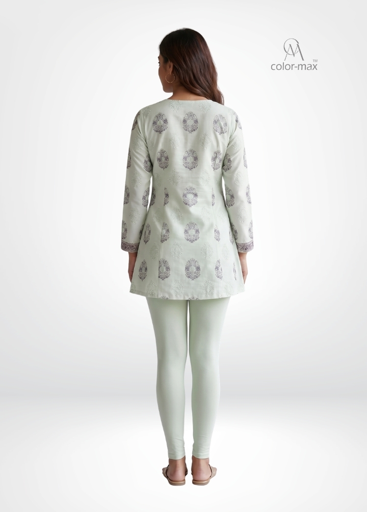 PEARL WHITE - Imported premium Nylon/Polyester Shimmer Leggings - Hover